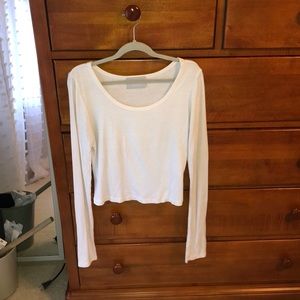 White crop top long sleeve